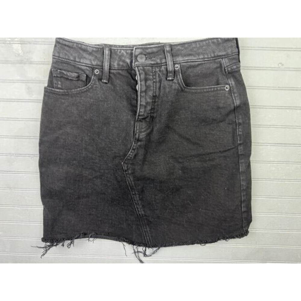 Old Navy Size 0 Womens Skirt Black Short Raw Hem High Rise Stretch